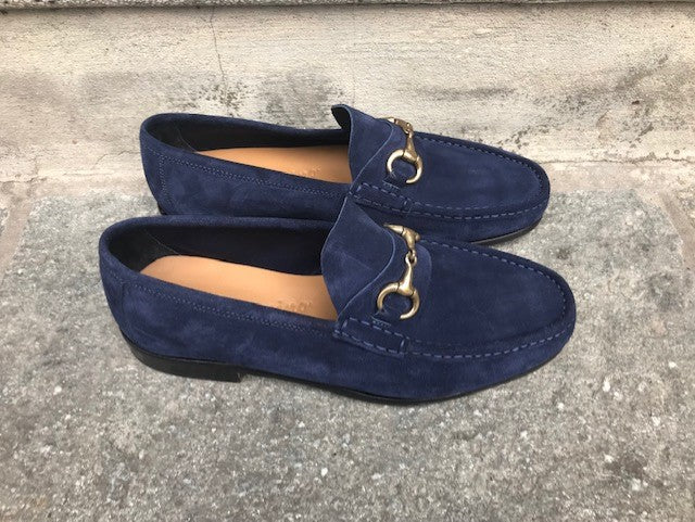 mocassino blu scamosciato  con fibbia  ss23